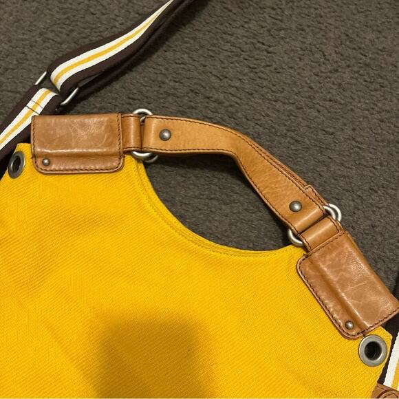 Timberland Canvas Crossbody Messenger Bag - Picture 7 of 9